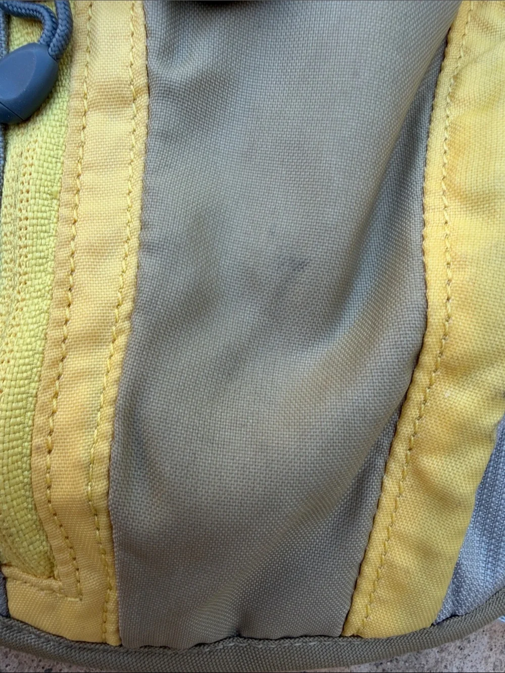 CAMELBAK Tan & Yellow 1.5L Hydration Pack Bladder not included